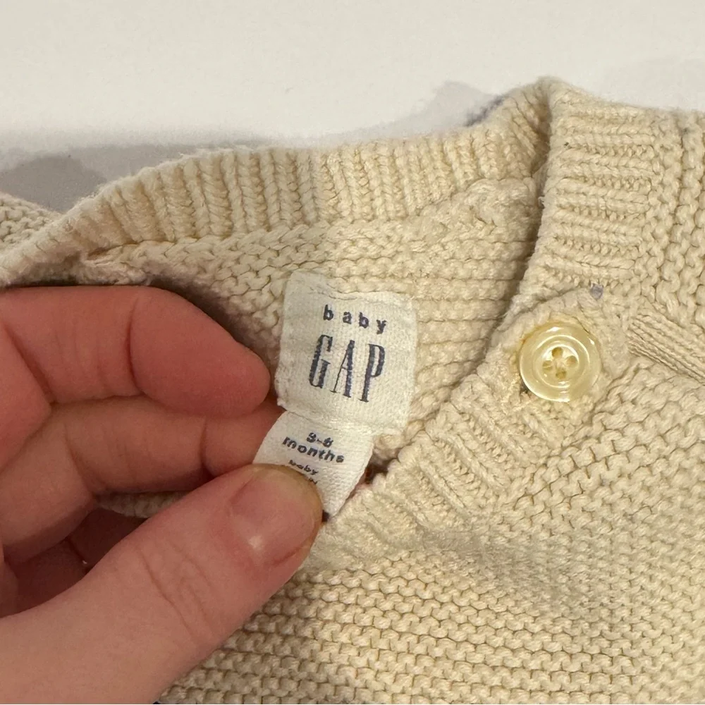 Baby gap 3-6 month stripe sweater‎ with side button detail
